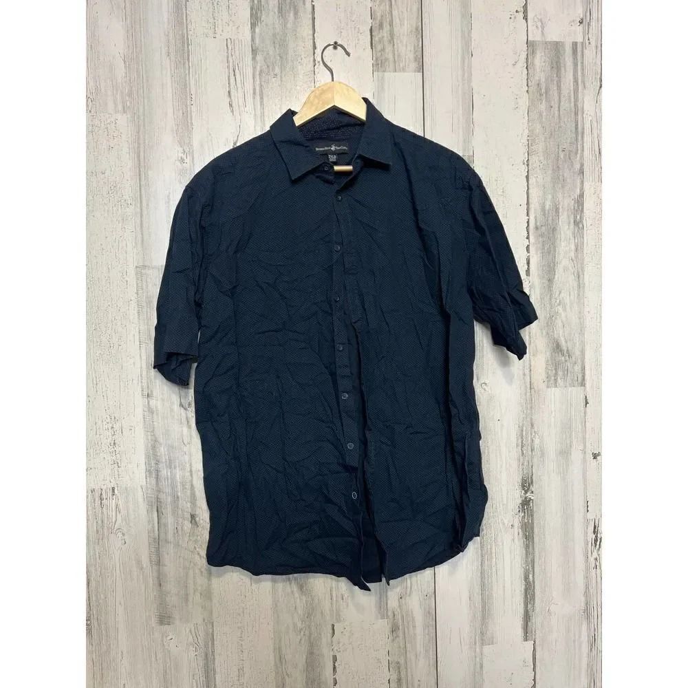 Men’s dress shirt